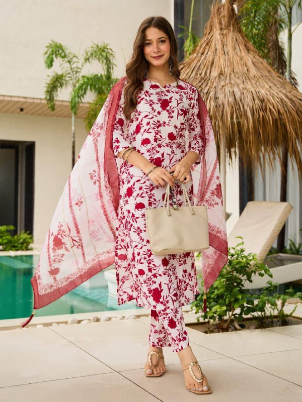 Silk Blend Kurta Set with Jacquard Organza Dupatta – Festive Wear