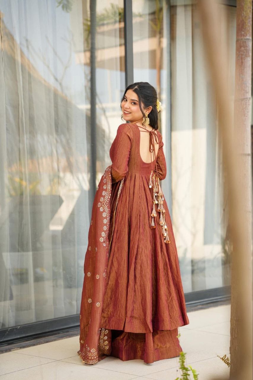 Elegant Chinon Embroidered Kurti Set with Matching Dupatta