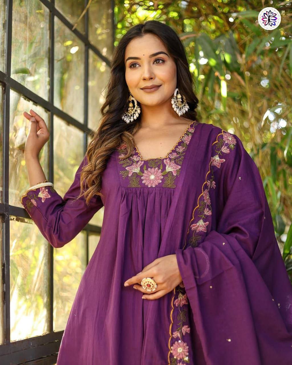 Embroidered Soft Reyon Slub Suit Set with Cotton Chanderi Dupatta