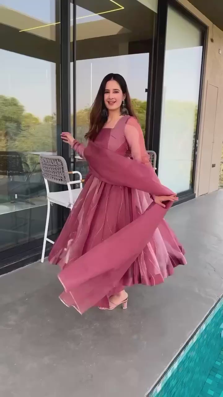Load video: Salmon Pink Organza Gown Set with Foil Work &amp; Dupatta