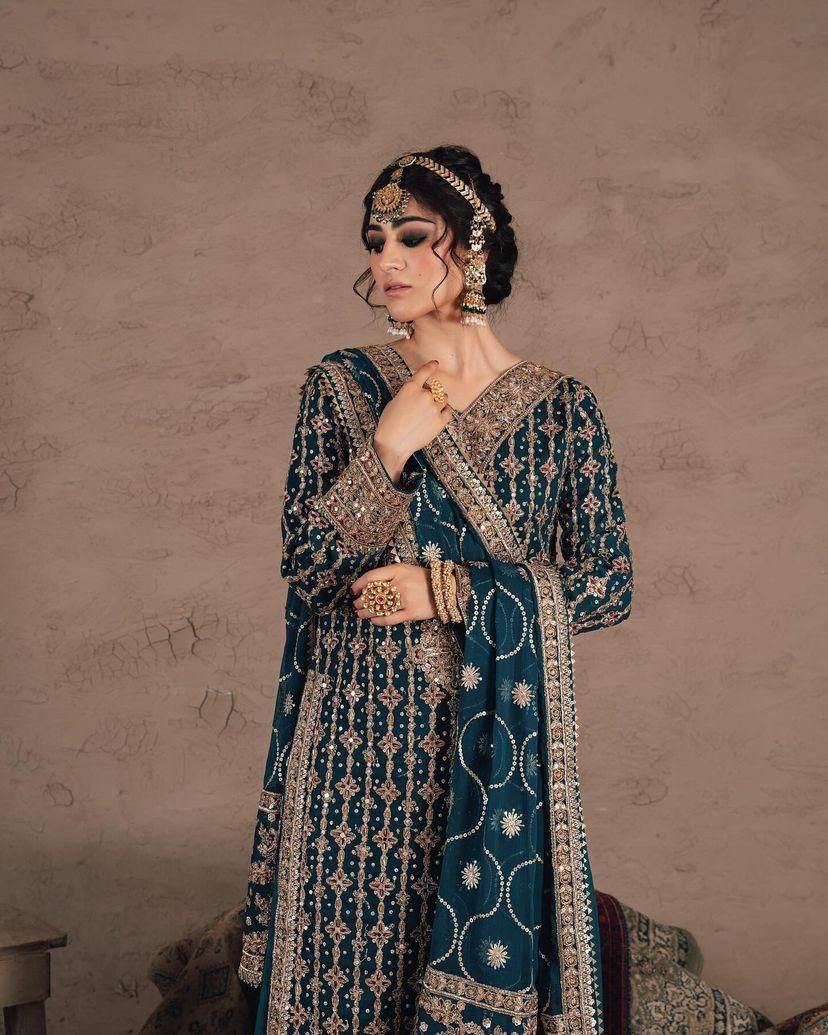 Embroidered Georgette Kurta Set with Sequins & Diamond Work