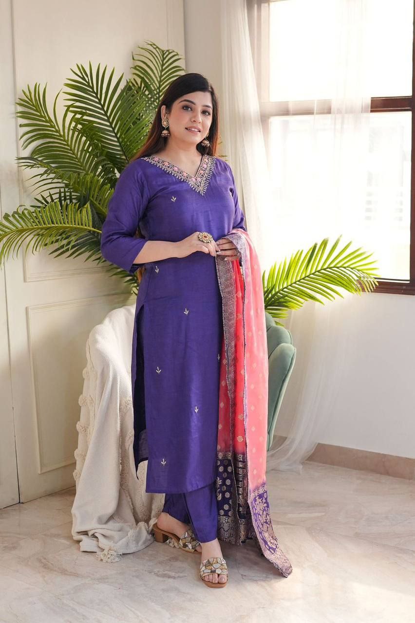 Elegant Viscose Reyon Embroidered Kurti Set with Printed Dupatta